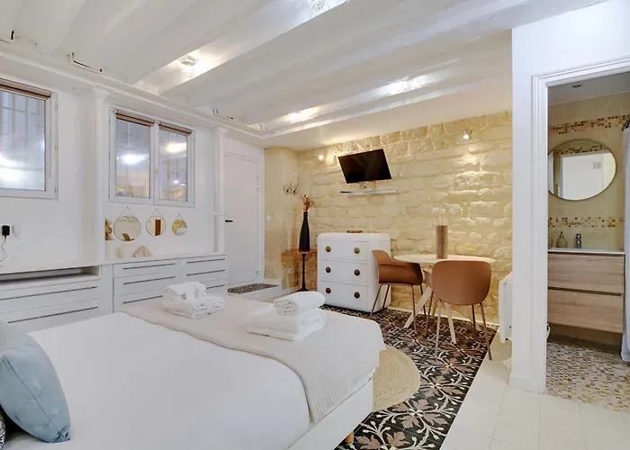 Comfortable For 2 Near Bastille Apartment *