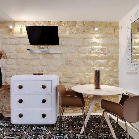 Comfortable For 2 Near Bastille